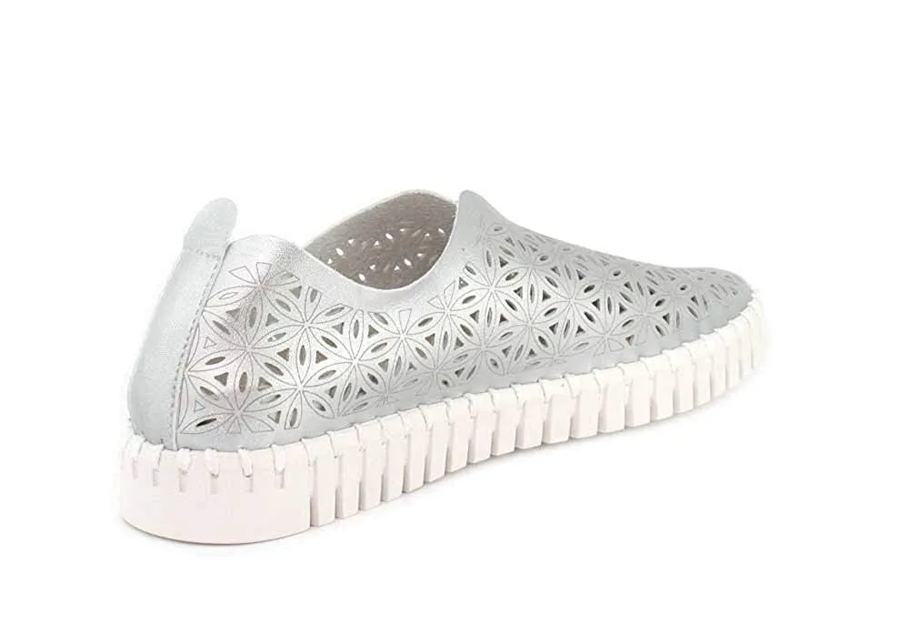 Ilse Jaconbsen Women's Tulip 3576 Metallic Perforated Slip-On Sneaker