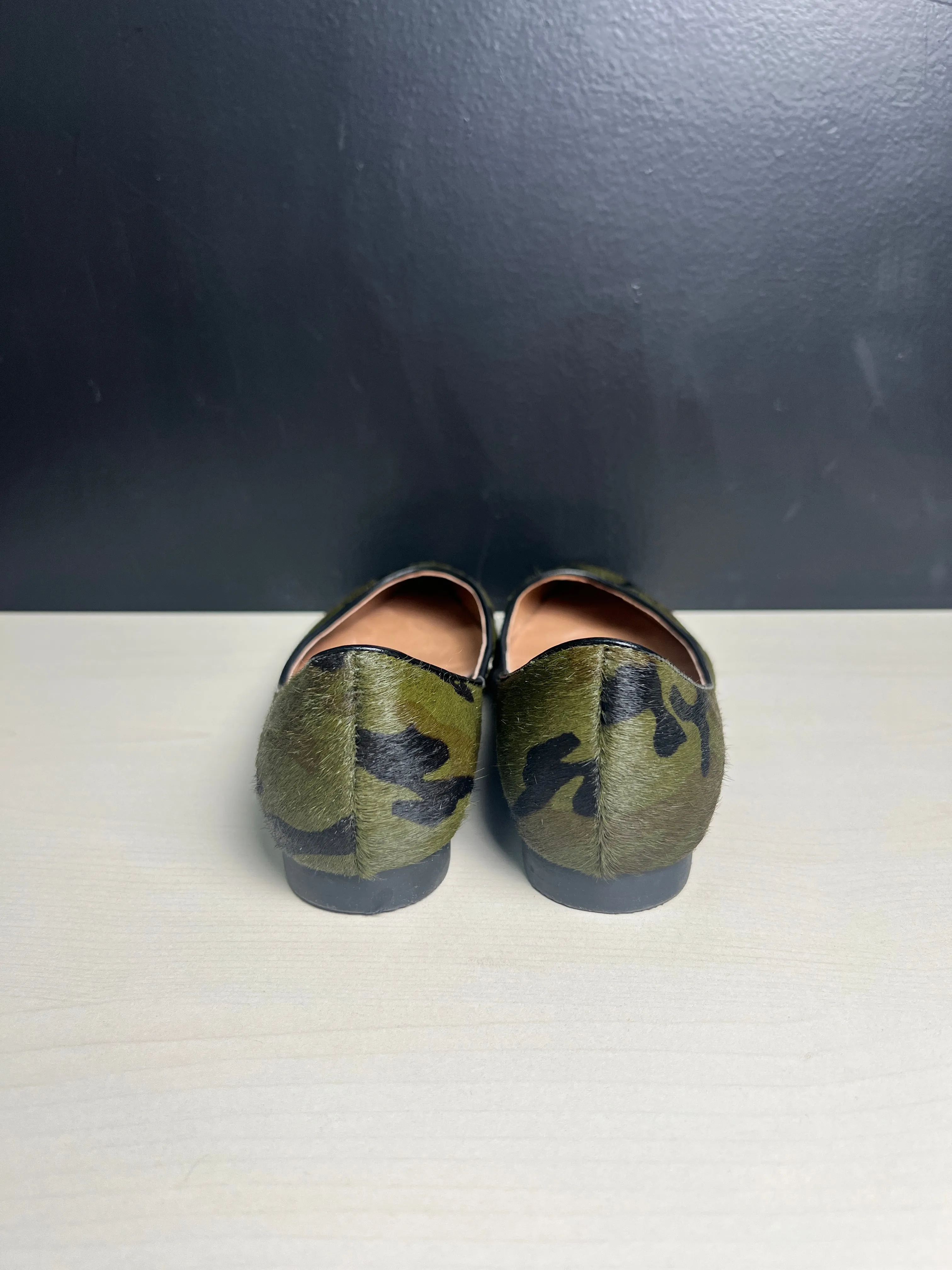 Shoes Flats By Anthropologie In Camouflage Print, Size: 6